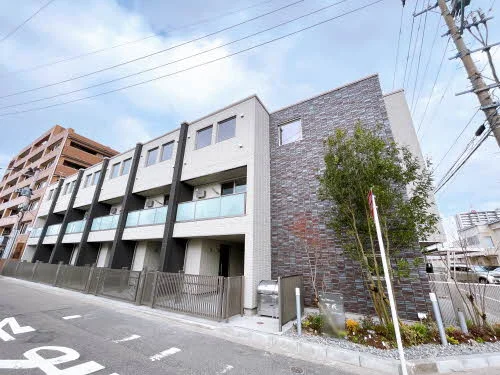 シャーメゾン万代リバーサイド